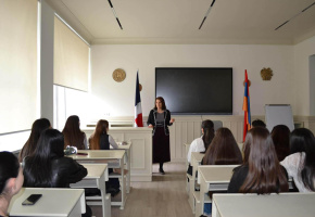 Հանդիպում «Նոր Լույս» Մենթորինգ Կենտրոն Երիտասարդների համար ՀԿ-ի հետ