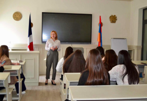 Հանդիպում «Նոր Լույս» Մենթորինգ Կենտրոն Երիտասարդների համար ՀԿ-ի հետ