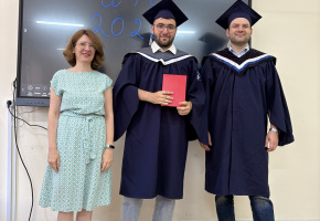 դիպլոմների հանձնում