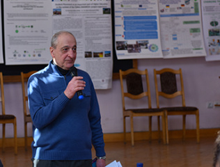 From-Theoretical-Oriented-to-Practical-Education-in-Agrarian-Studies