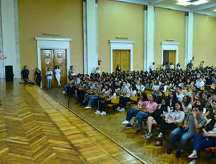 Guide-for-first-year-students-program