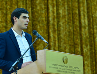 Interview-with-Davit-Apoyan