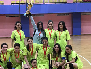 YSU-futsal-girls-team-win-the-championship