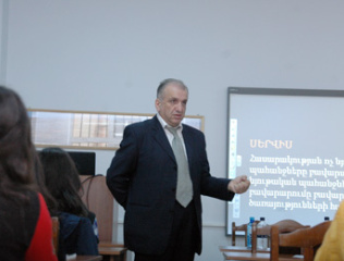 lecture-at-yerevan-high-school-in-190