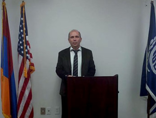 Presentation-of-Armen-Manvelyans-book