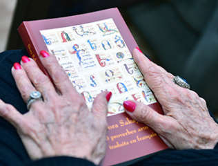 dora-saqayan-published-a-new-book