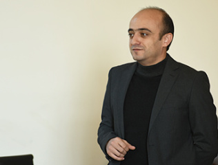 ysu-faculty-of-low