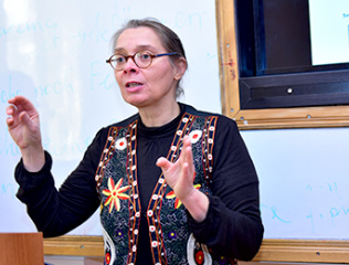 Professors-from-France-at-the-faculty-of-Biology