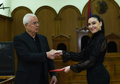 Ceremony-of-handing-diplomas-at-the-faculty-of-Low-2022