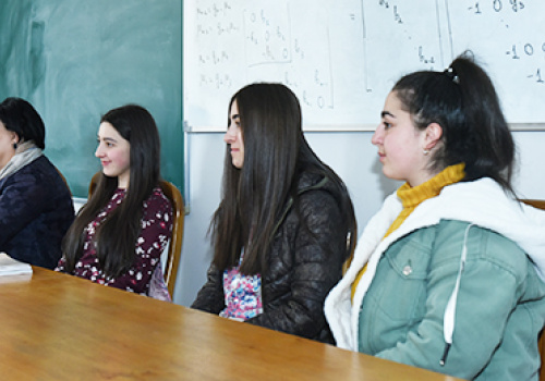 Students-of-Vardenis-High-School-at-YSU