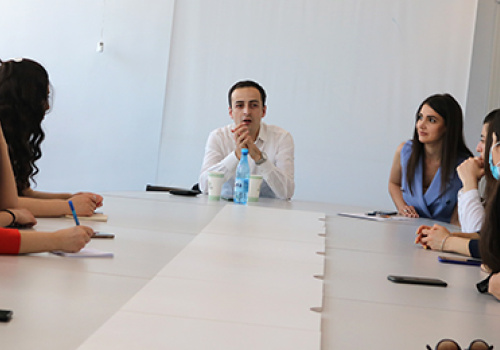 Student-council-of-the-faculty-of-Law-has-started-a-new-program