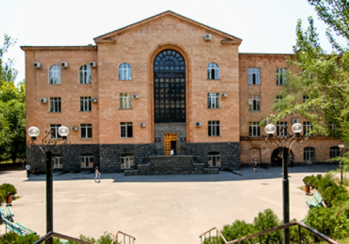The-announcement-of-the-faculty-of-Law-2021
