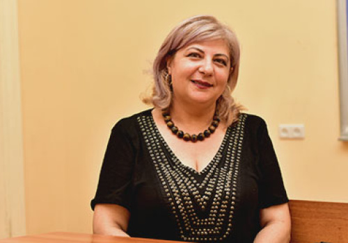 Maria-Zaslavskaya-talks-about-her-scientific-theme
