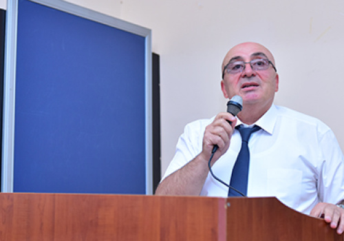 Faculty-of-Journalism-welcoming-students