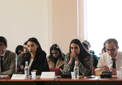 Debates-among-students-of-YSU