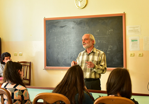 Pupils-visited-YSU-1570705664