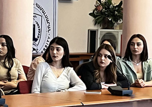 Meeting-with-bank-representatives