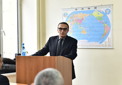 General-Advisor-of-RA-Prime-Minister-deliveres-a-lecture