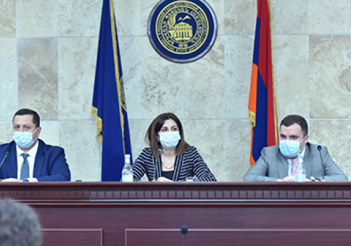 Anahit-Avanesyan-and-Karen-Trchunyan-at-YSU