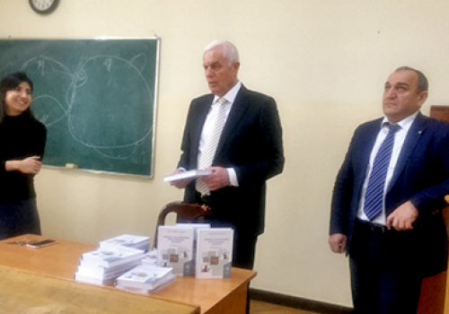 Books-for-students-of-the-faculty-of-Law