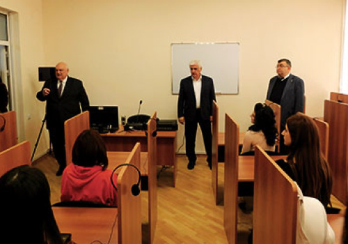 Opening-of-simultaneous-interpreting-rooms