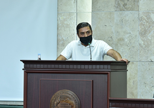 Menua-Soghomonyan-s-suggestion-at-the-session