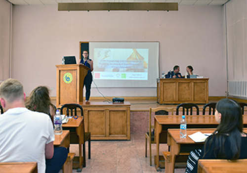 Conference-at-the-faculty-of-History