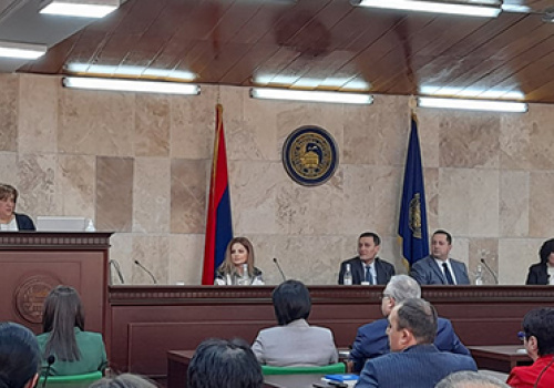 The-Council-of-Rectors-held-a-discussion-at-YSU