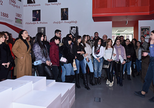 YSU-students-at-coca-colahellenic
