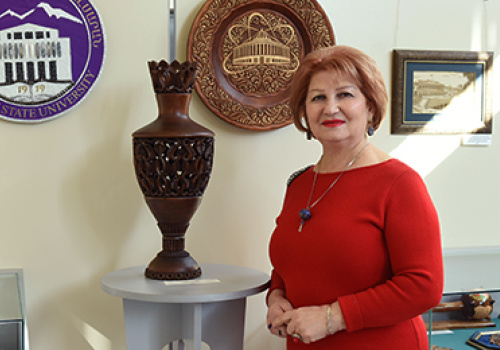 about-Nelly-Gevorgyan