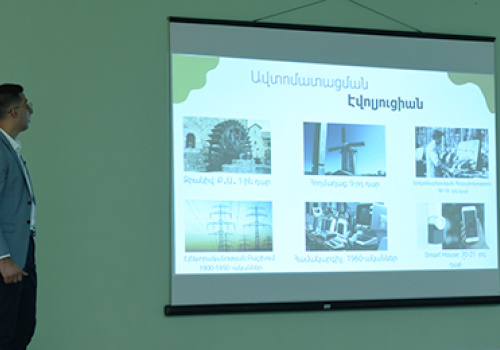 digital-technologies-in-the-modern-world-a-seminar-discussion-took-place-at-ysu