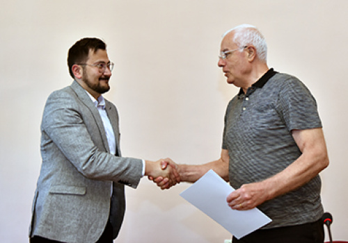 Gurgen-Petrosyan-was-awarded-by-YSU