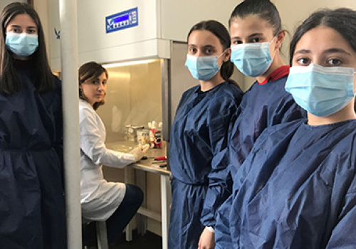 Cooperation-between-the-faculty-of-Biology-and-Little-Prince-education-center