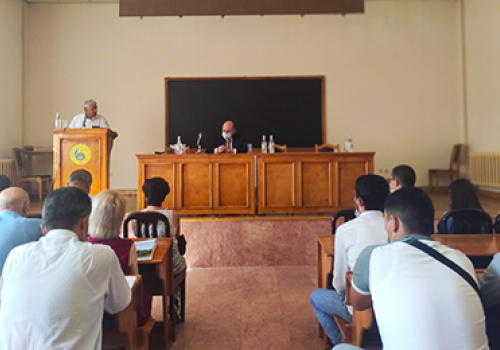 first-year-students-YSU-faculty-of-Economics-and-Management