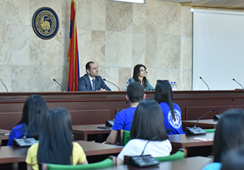 Artak-Zeynalyan-at-YSU